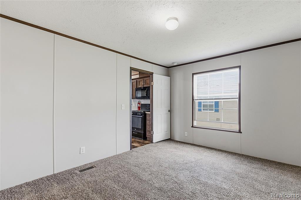 46545 Le Grande Boulevard, 978, Macomb, MI 48044 — Photo 10