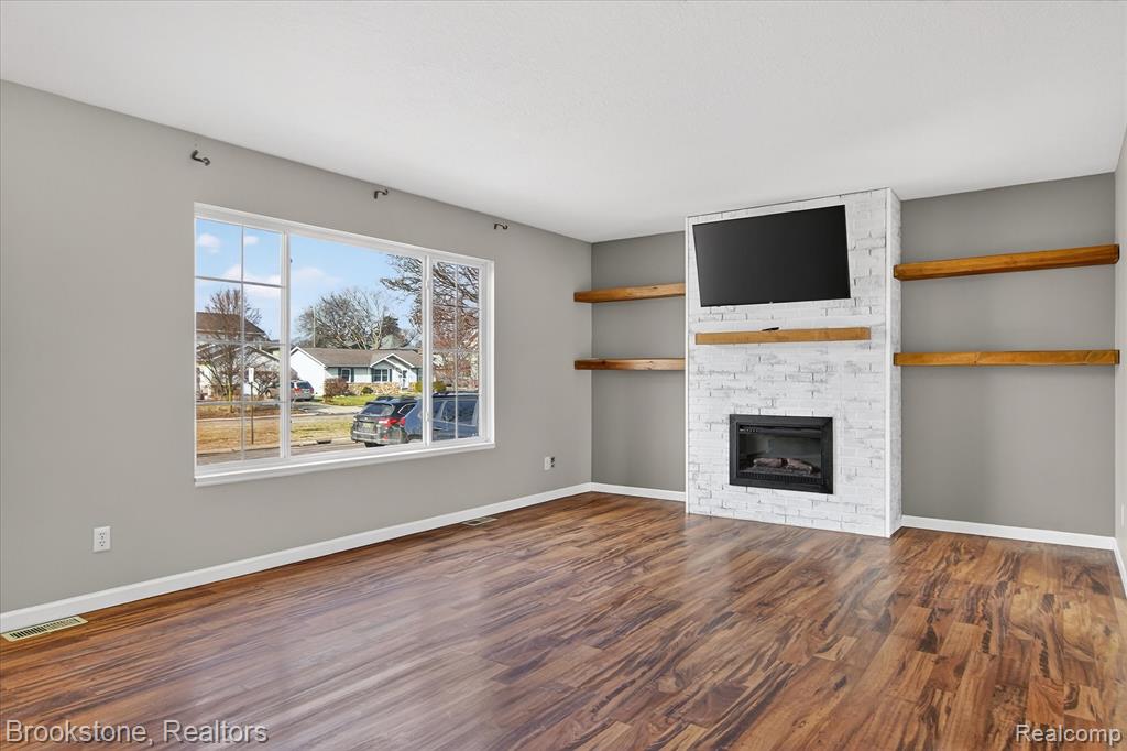 116 Maple Boulevard, Monroe, MI 48162 — Photo 4