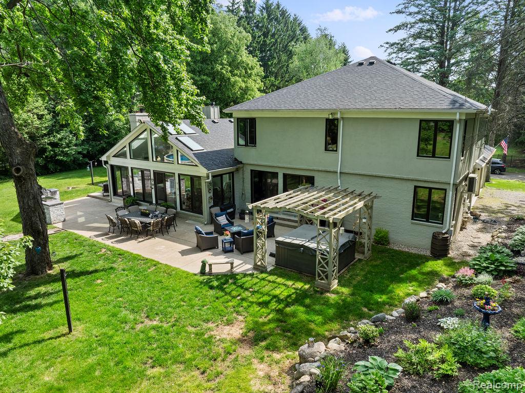 9855 ORTONVILLE Road, Clarkston, MI 48348 — Photo 47