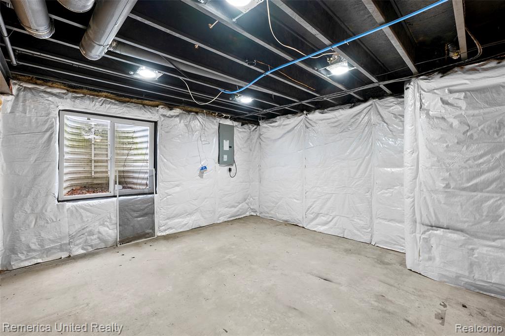 61964 Saddlecreek Drive, South Lyon, MI 48178 — Photo 54