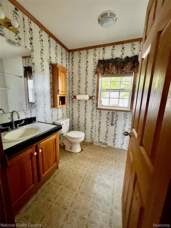 8015 Syracuse Street, Taylor, MI 48180 — Photo 26