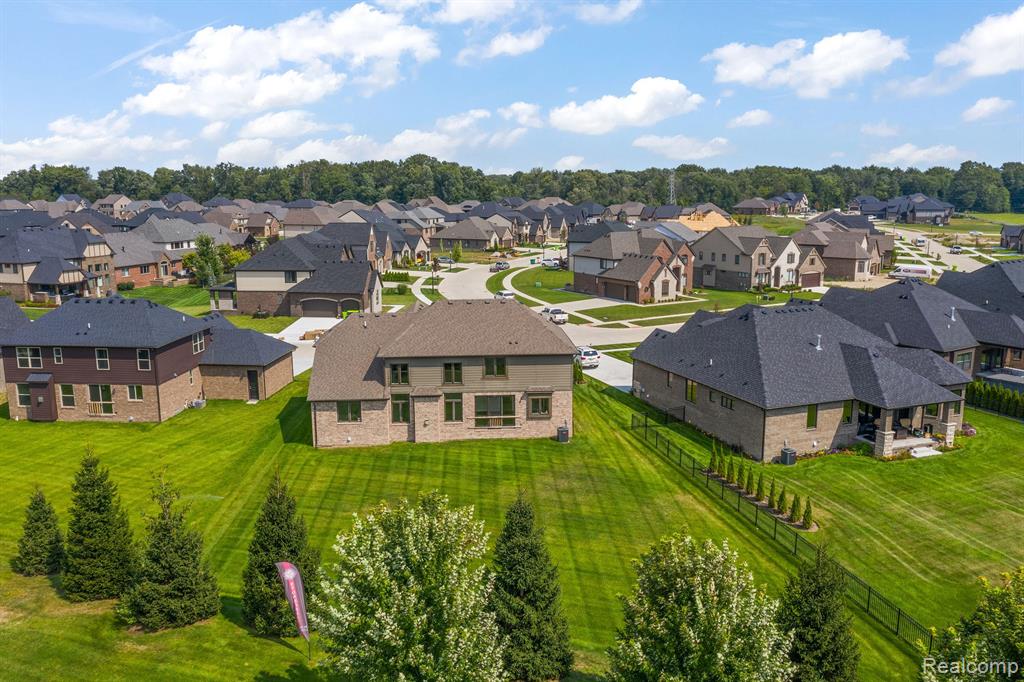 45190 TWIN RIVER Drive, Macomb, MI 48044 — Photo 5