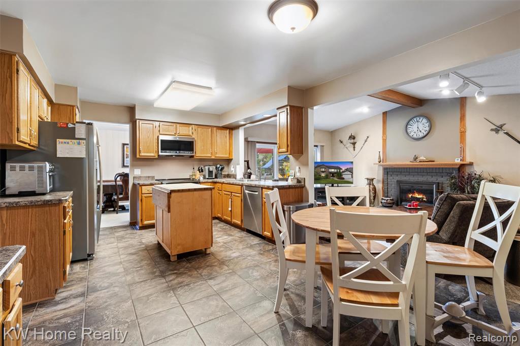 45095 Turnberry Court, Canton, MI 48188 — Photo 10