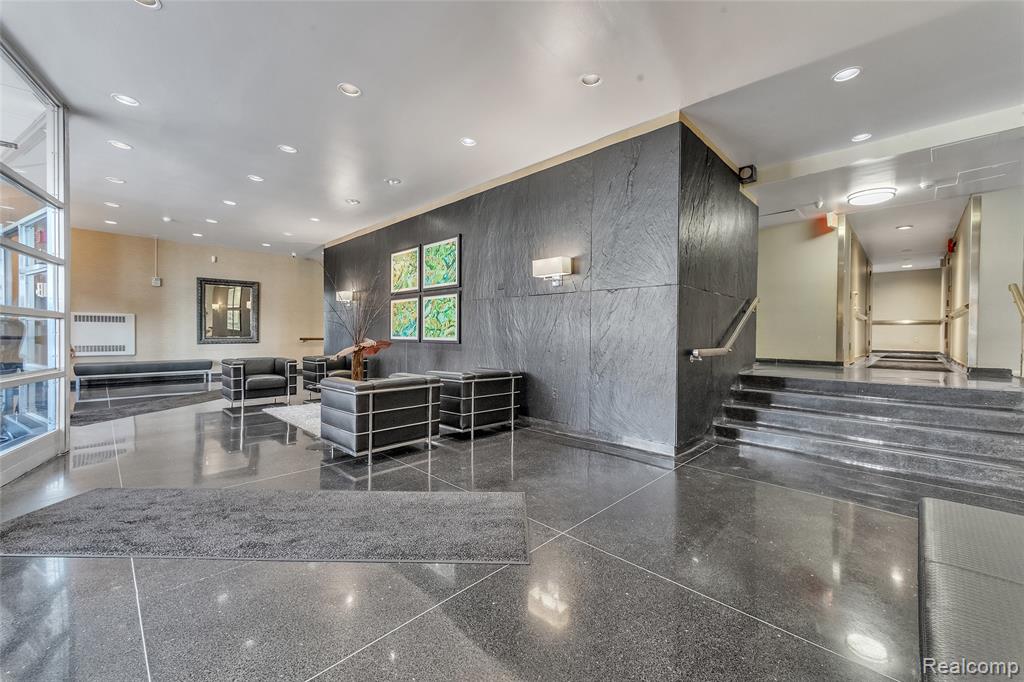 8200 E Jefferson Ave, 1610, Detroit, MI 48214 — Photo 46