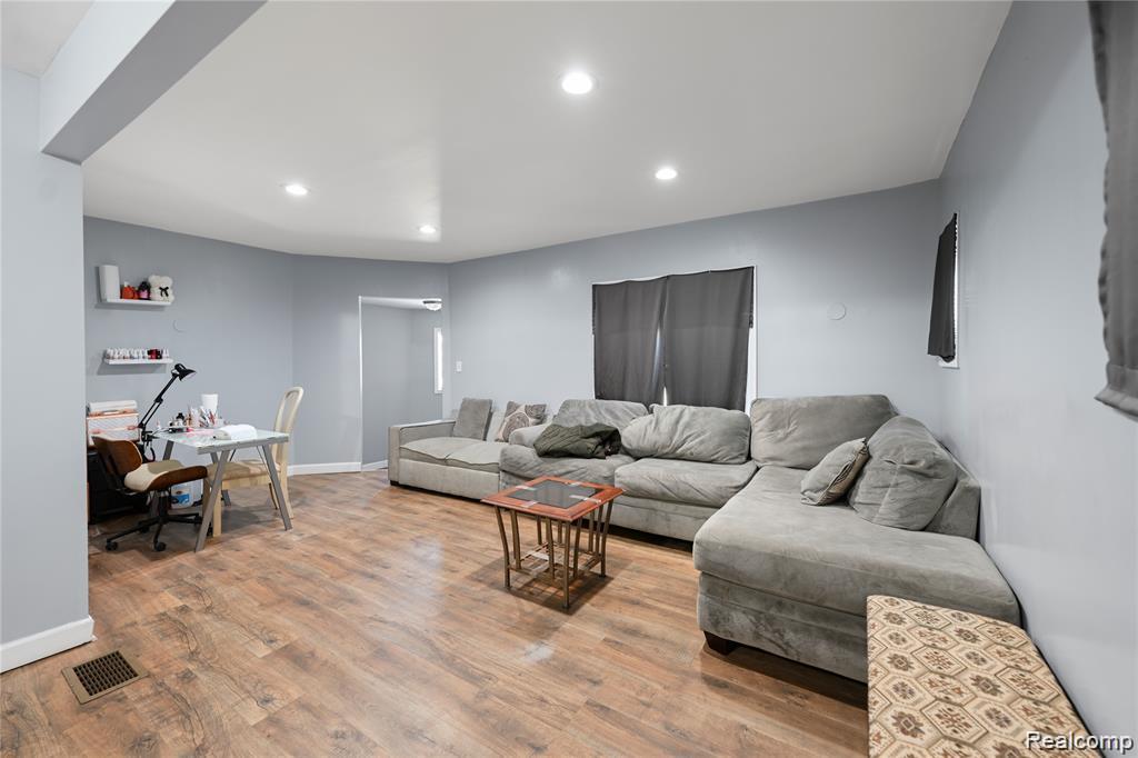 9173 Appoline Street, Detroit, MI 48228 — Photo 4