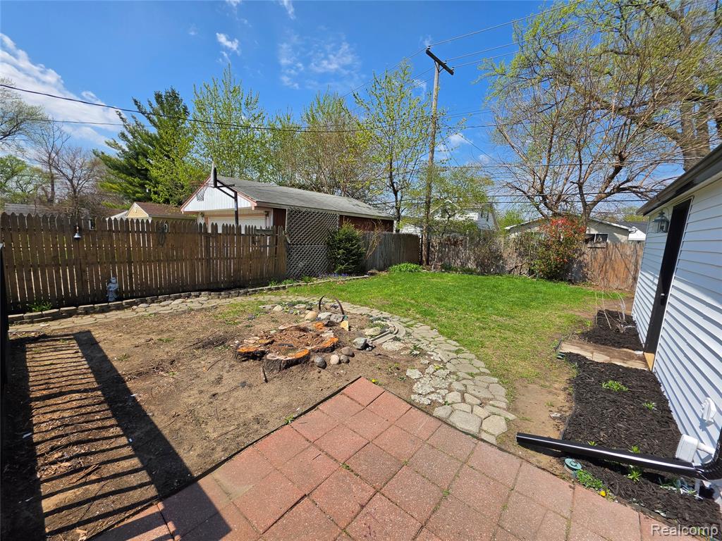 8285 Chapp Avenue S, Warren, MI 48089 — Photo 25