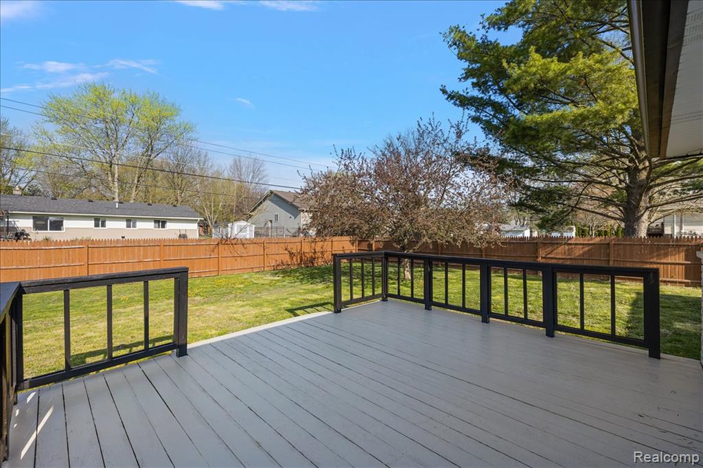 47349 Nita Drive, Utica, MI 48317 — Photo 30