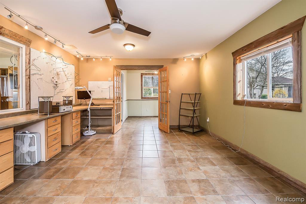 3672 W NORTH TERRITORIAL Road, Whitmore Lake, MI 48189 — Photo 52