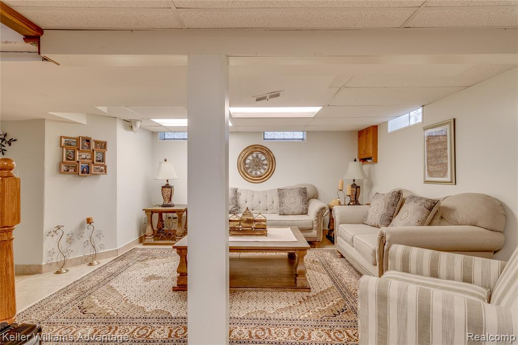 7308 Orchard Avenue, Dearborn, MI 48126 — Photo 25