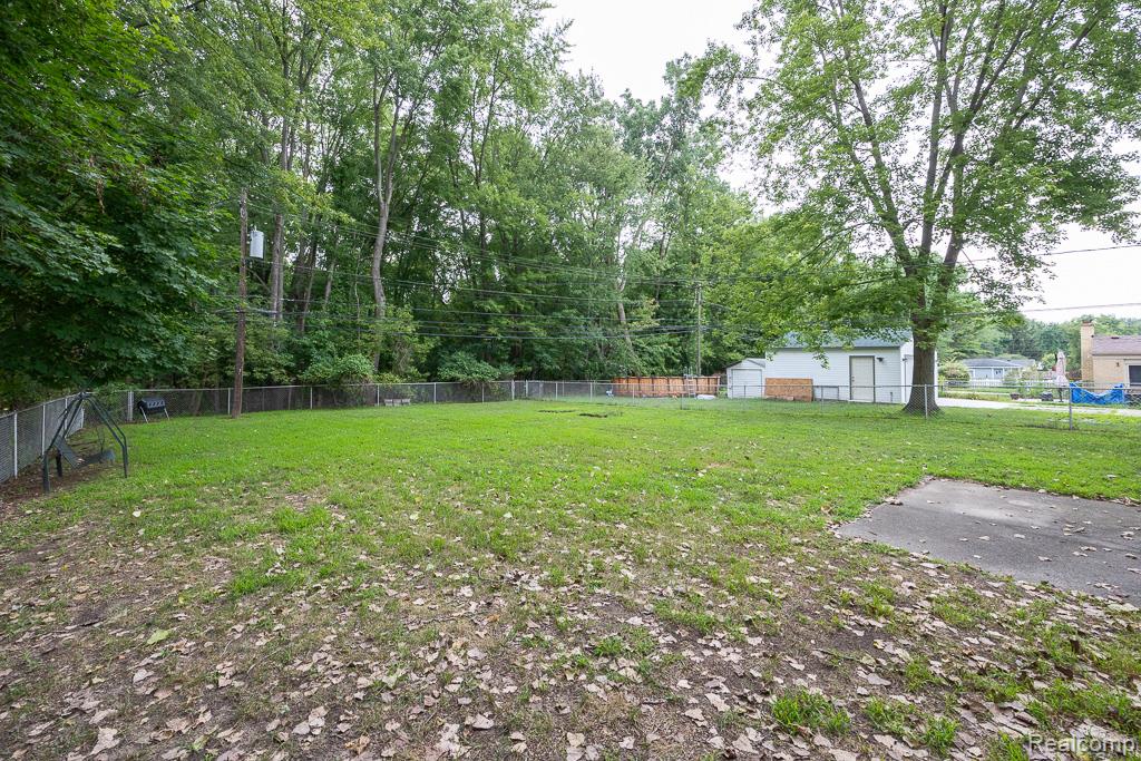 8040 Alton Street, Canton, MI 48187 — Photo 40