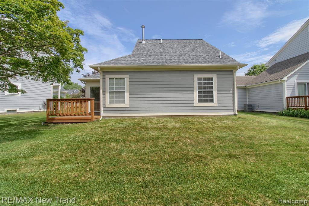 41404 BELDEN Circle, Novi, MI — Photo 25
