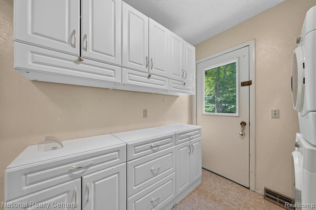 3107 Dean Road, Lambertville, MI 48144 — Photo 23