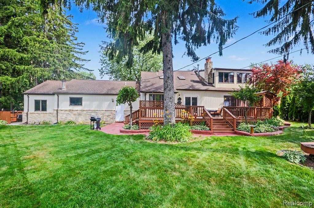 52905 Heatherway Drive, Utica, MI 48316 — Photo 29