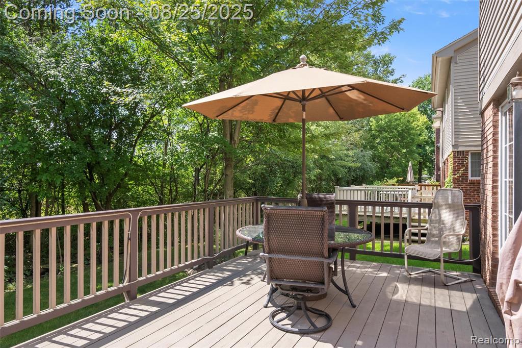 48201 Nottinghill Lane, Canton, MI 48188 — Photo 49