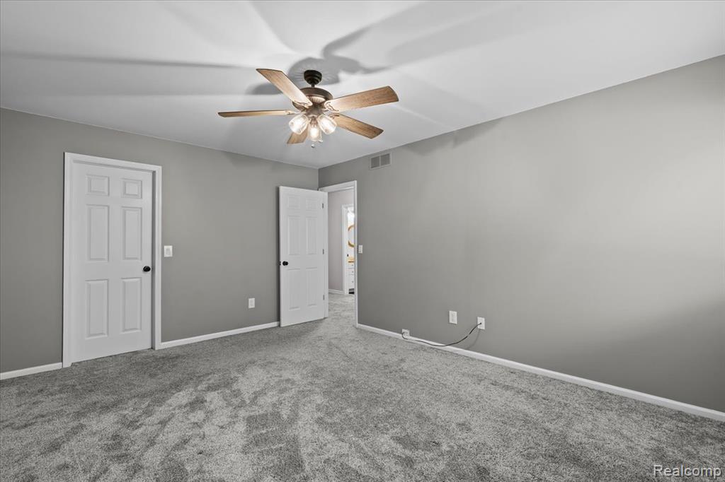 50014 S Jimmy Court, New Baltimore, MI 48047 — Photo 14