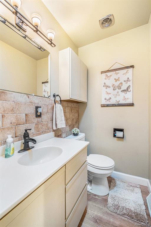 5169 OTTAWA Street, Burton, MI 48509 — Photo 12