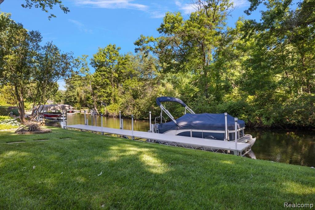 9050 Marilyn Terrace, Commerce Twp, MI 48382 — Photo 47