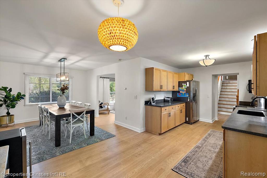 31462 Waltham Road, Beverly Hills, MI 48025 — Photo 9