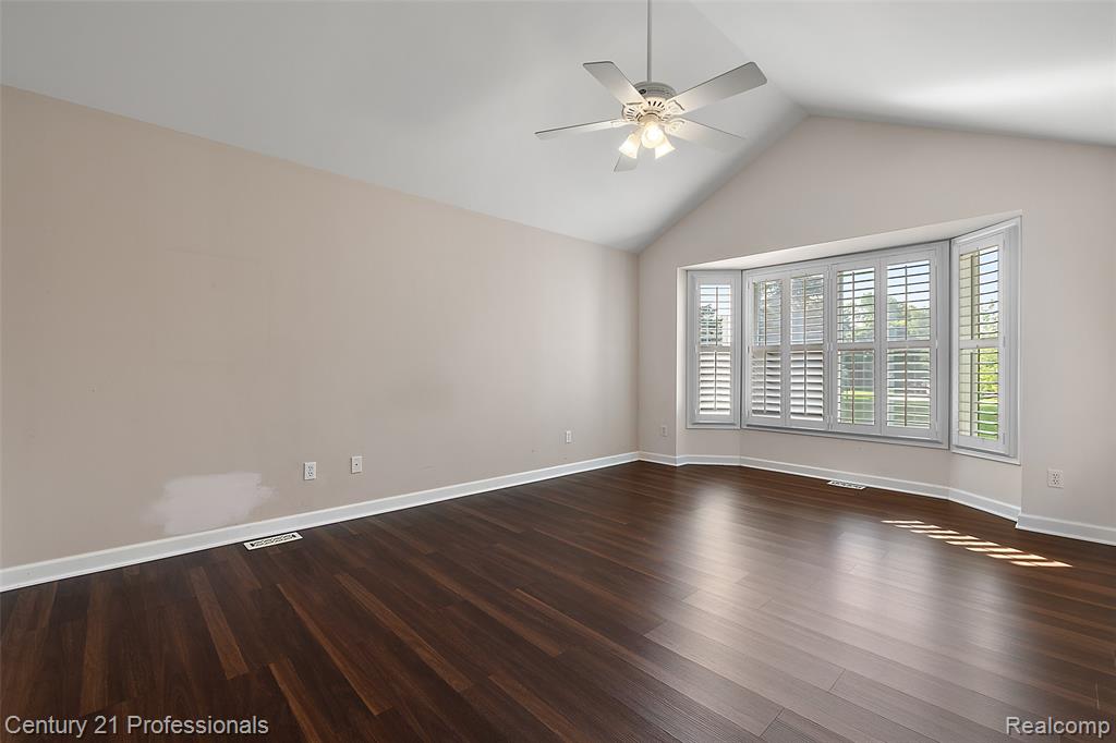 4013 Ardsley Court, Clarkston, MI 48348 — Photo 16