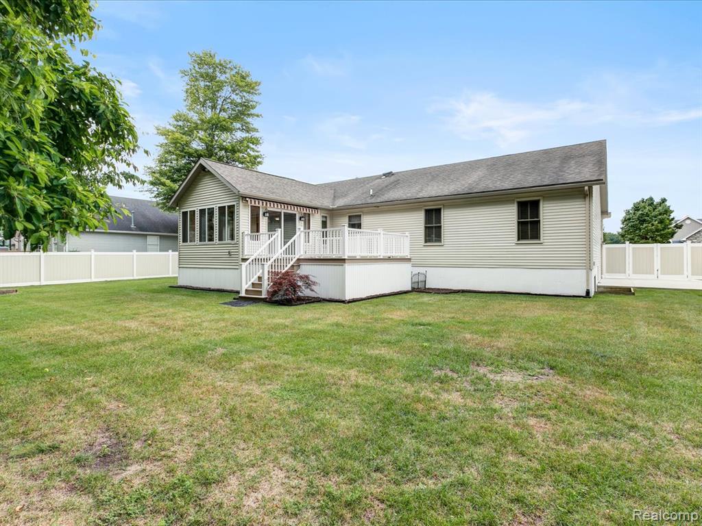5652 N Lake Drive, Kimball, MI — Photo 37
