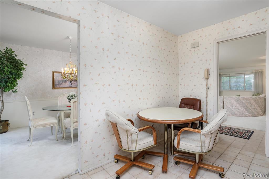 42472 Woodward Avenue, D2, Bloomfield Hills, MI 48304 — Photo 10