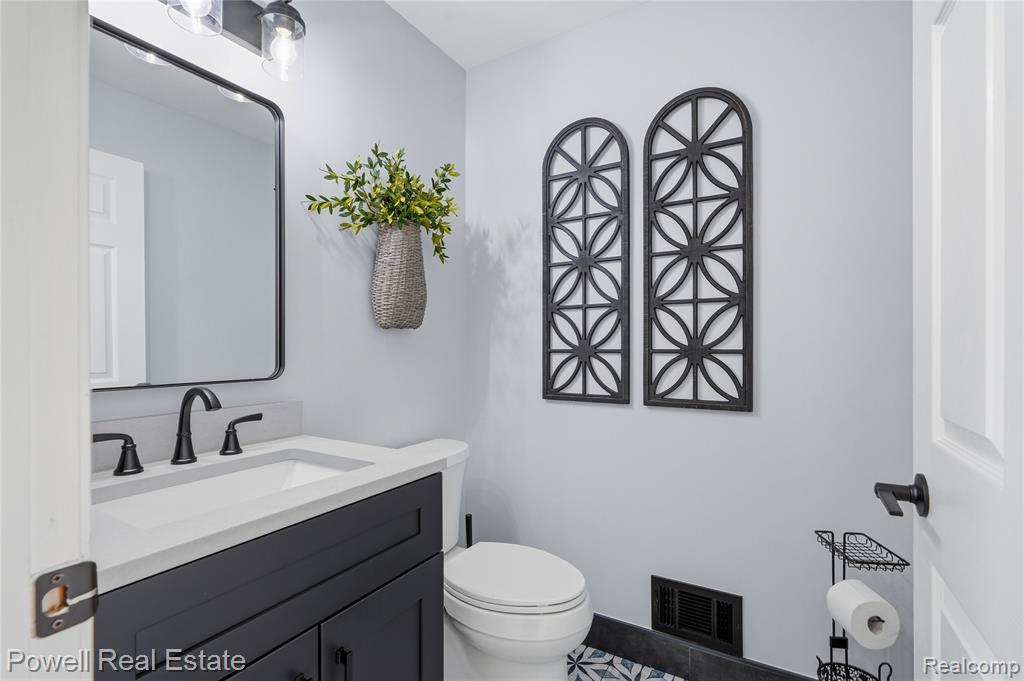 50772 Alden Drive, Macomb, MI 48044 — Photo 21