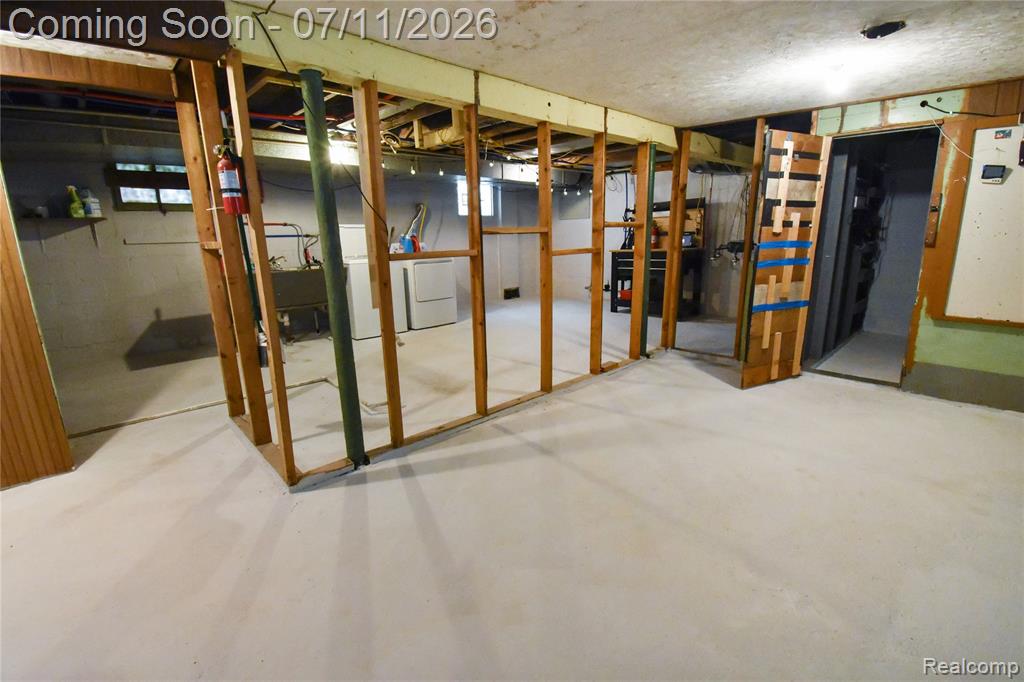 34 Moser Place, Mount Clemens, MI 48043 — Photo 36