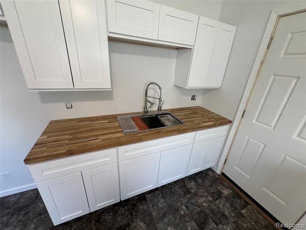 6094 Penwood Road, Mount Morris, MI 48458 — Photo 5