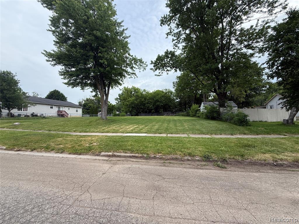 69 E Ann Arbor Avenue, Pontiac, MI 48340 — Photo 3