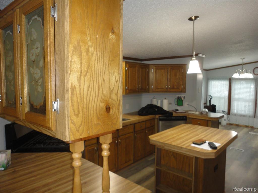 423 Glasgow, Temperance, MI 48182 — Photo 9