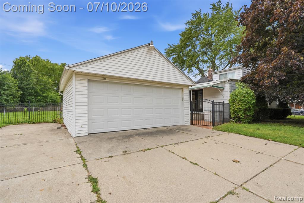 1642 Lathers Street, Garden City, MI — Photo 27