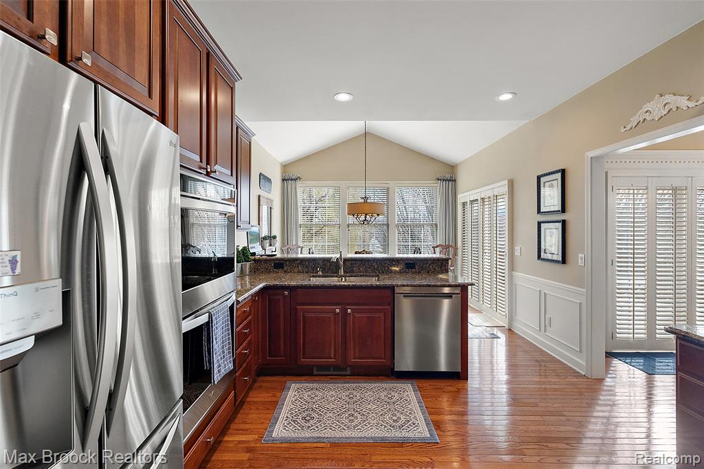 16956 Sycamore Court, Northville, MI 48168 — Photo 11