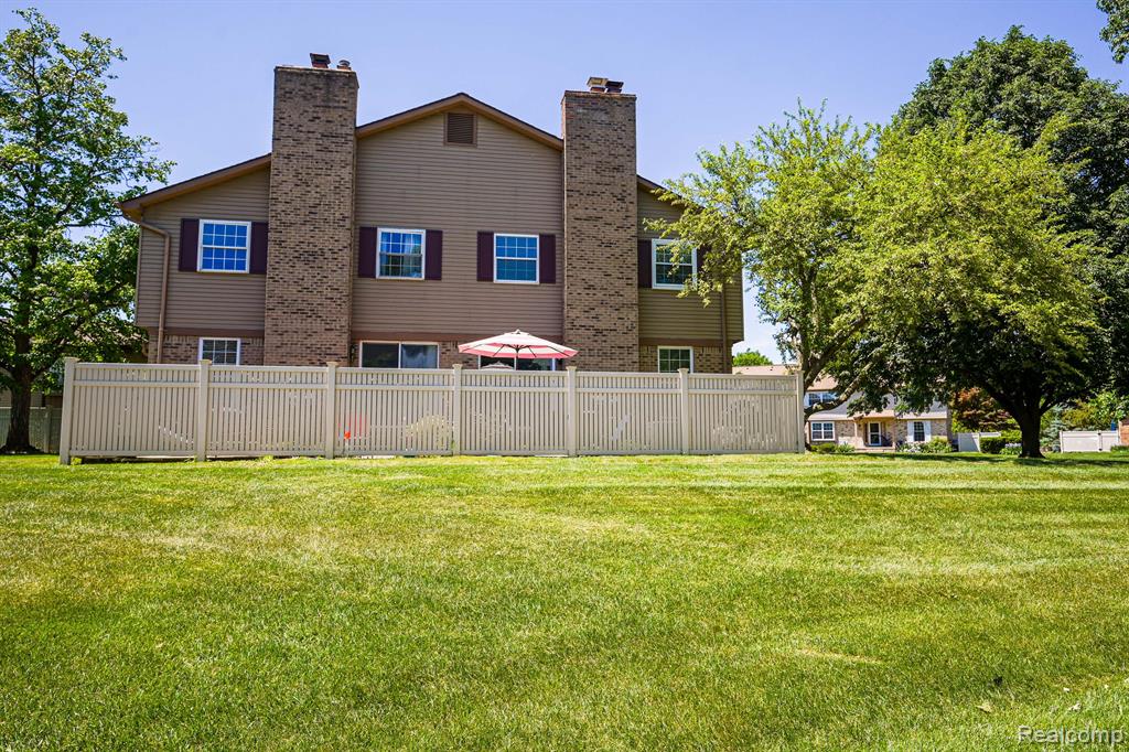 21218 W GLEN HAVEN Circle, Northville, MI 48167 — Photo 36