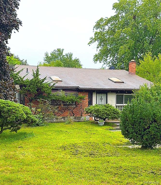 3988 Dill Drive, Waterford, MI 48329
