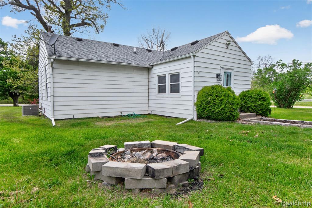 4901 Ann Arbor Road, Jackson, MI 49201 — Photo 46