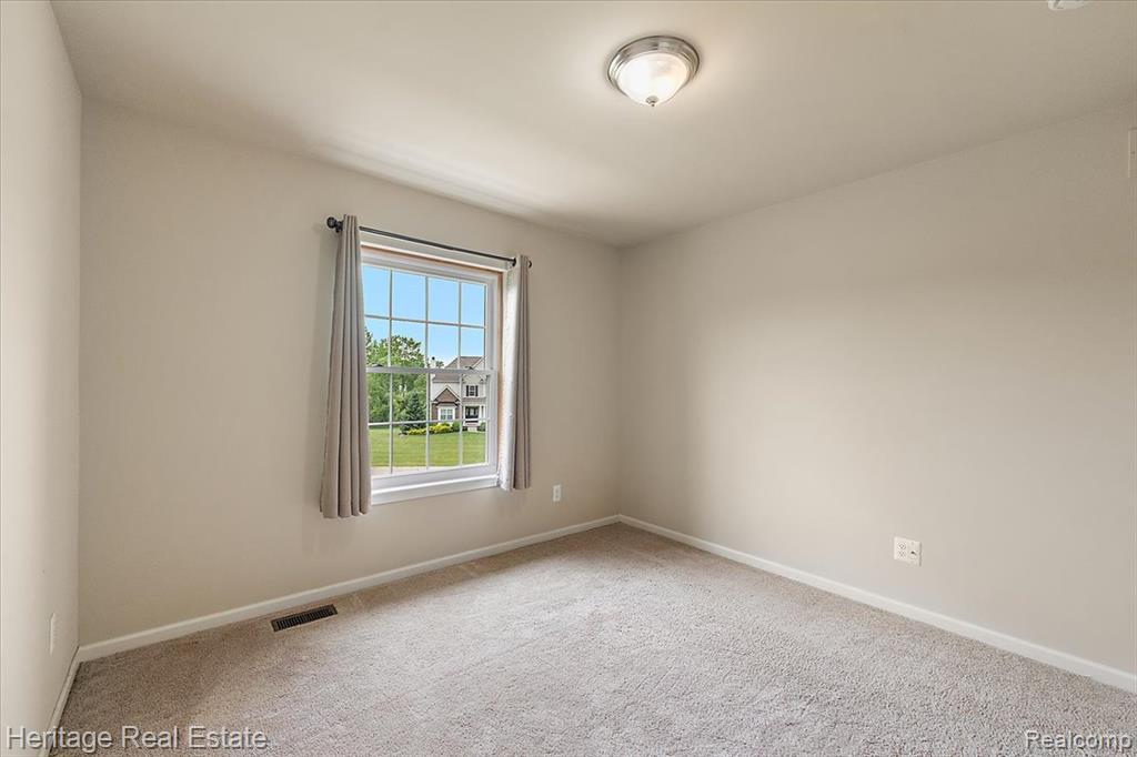 5222 Coulter Lake Boulevard, Clarkston, MI 48348 — Photo 31