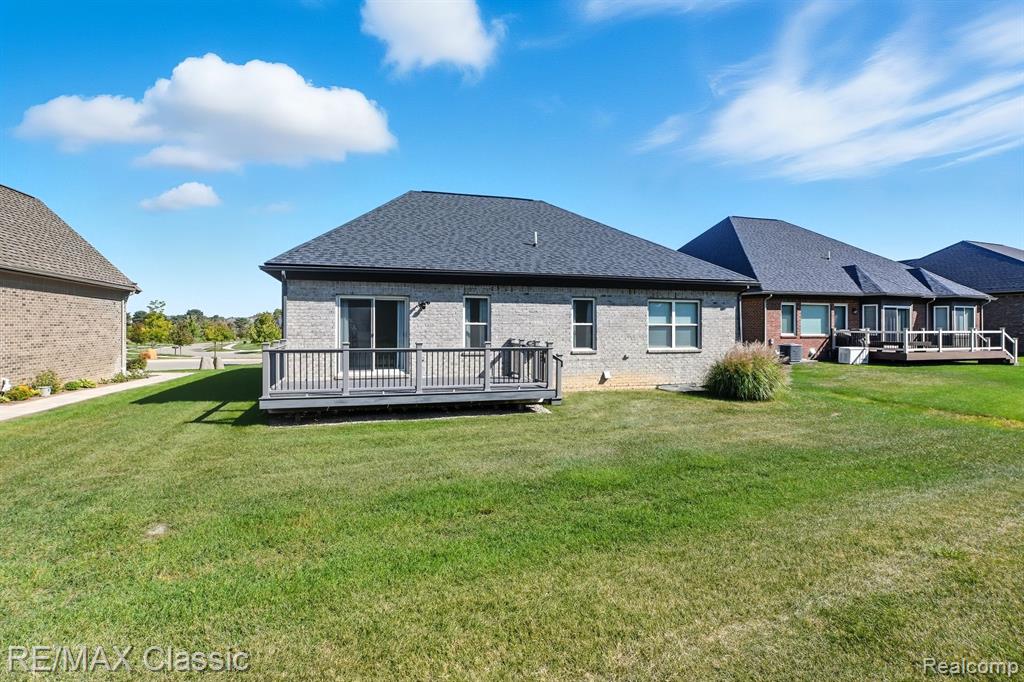 24530 Pinnacle Circle, 25, South Lyon, MI 48178 — Photo 26
