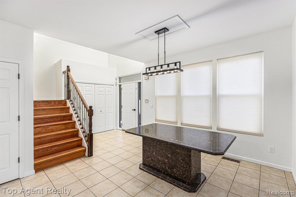 7087 Moore Court, Shelby Twp, MI 48317 — Photo 11