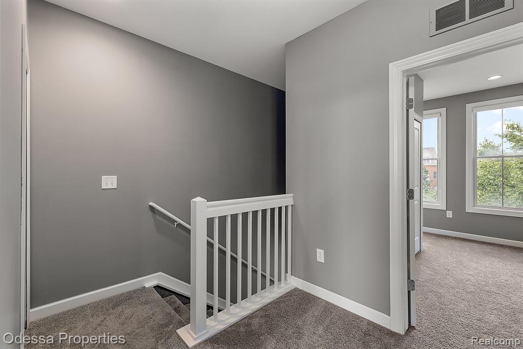 527 Lewis Street, Birmingham, MI 48009 — Photo 22