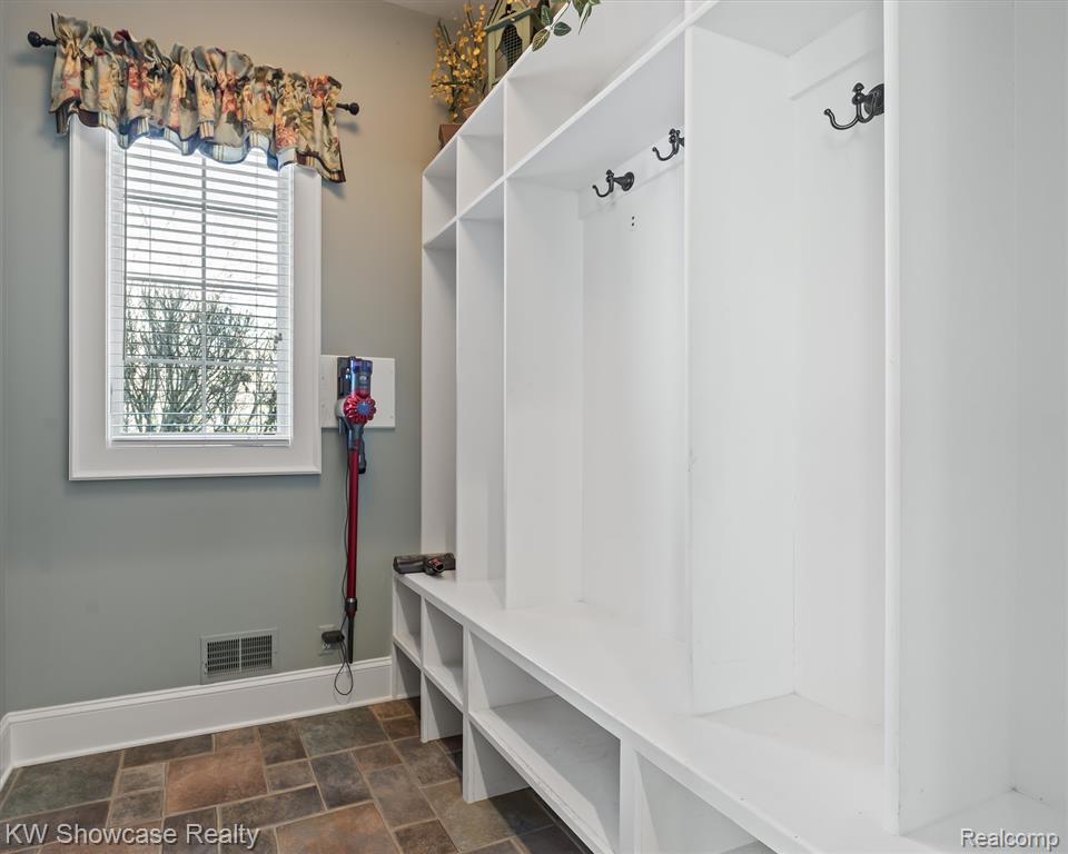 4334 Terra Ridge Drive, Milford, MI 48381 — Photo 72