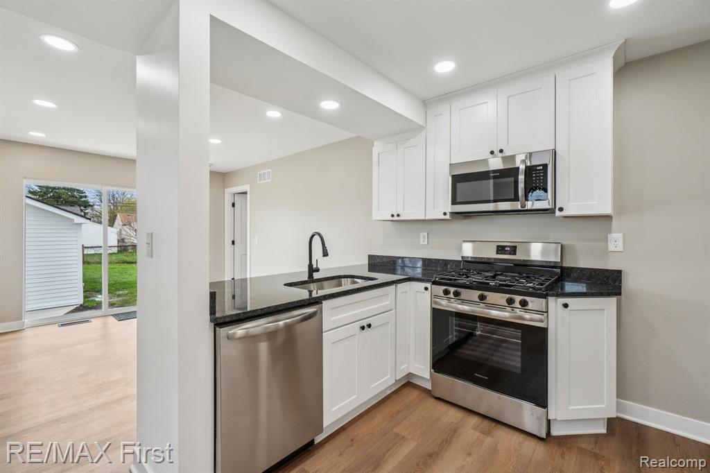 27520 Bohnhoff Street, Roseville, MI 48066 — Photo 7