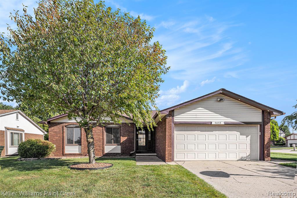5055 Scarsdale Drive, Sterling Heights, MI 48310 — front exterior