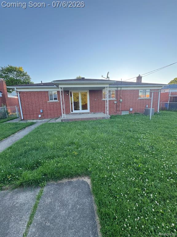 24742 BLACKMAR Avenue, Warren, MI 48091