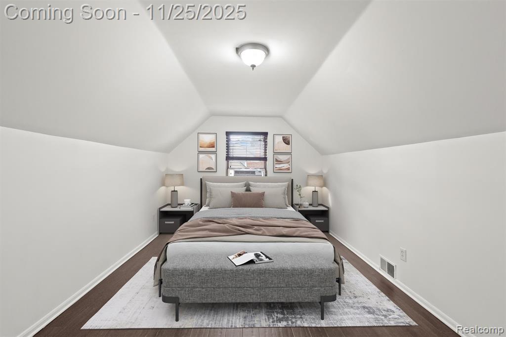 13111 Nadine Avenue, Huntington Woods, MI — Photo 21