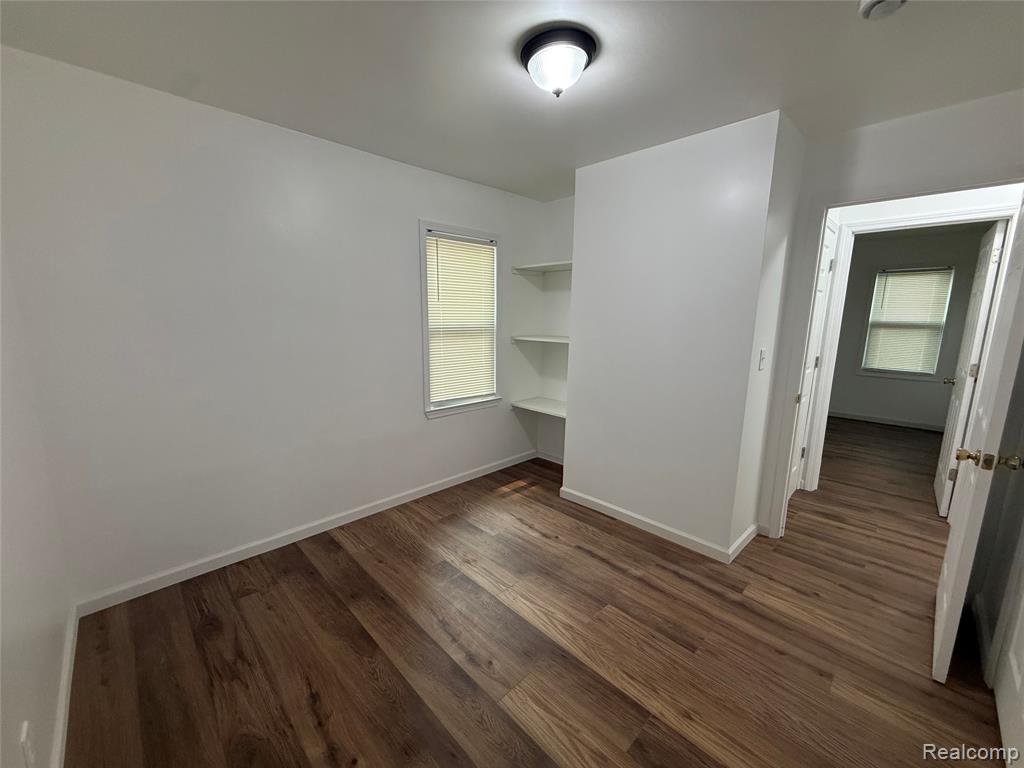 4956 Huron Street, Dearborn Heights, MI 48125 — Photo 9