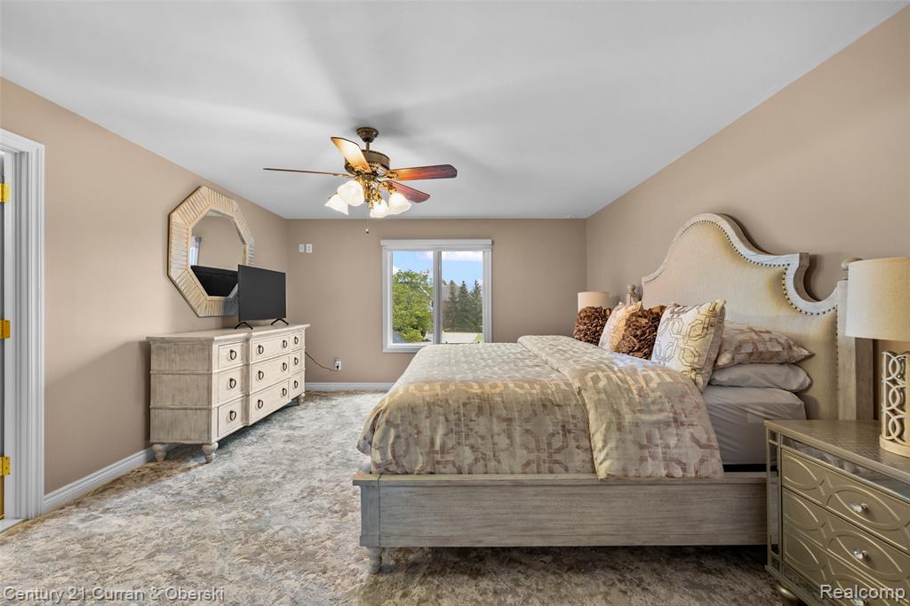 18091 Peninsula Way, Northville, MI 48168 — Photo 29