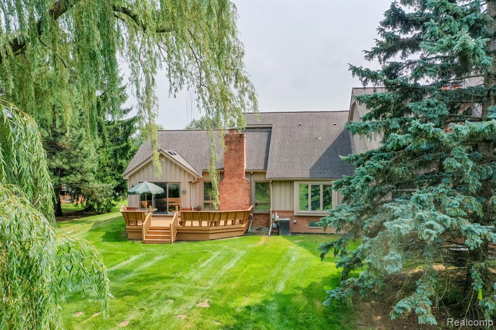 37622 Russett Drive, Farmington Hills, MI 48331 — Photo 4
