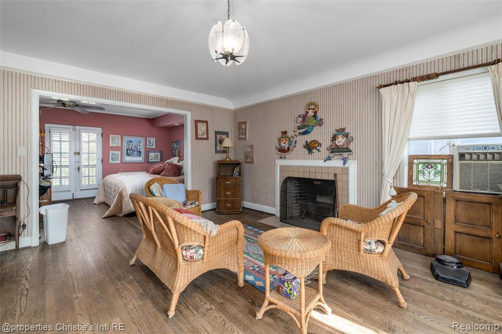 1686 Balmoral Drive, Detroit, MI 48203 — Photo 23