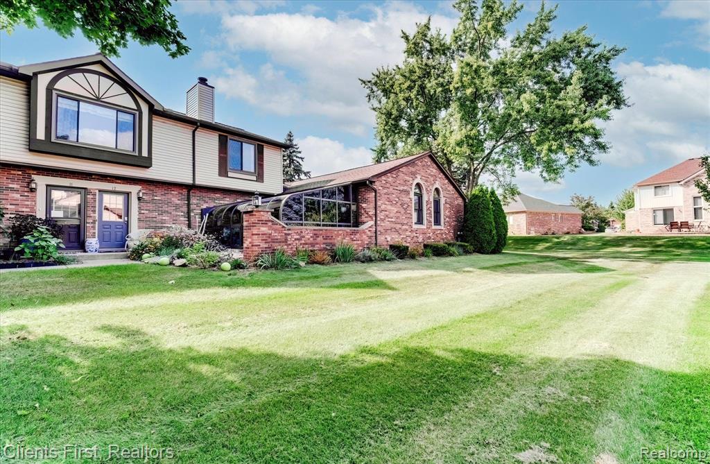 955 WOODLANE Drive, 12, Rochester Hills, MI 48307 — Photo 34