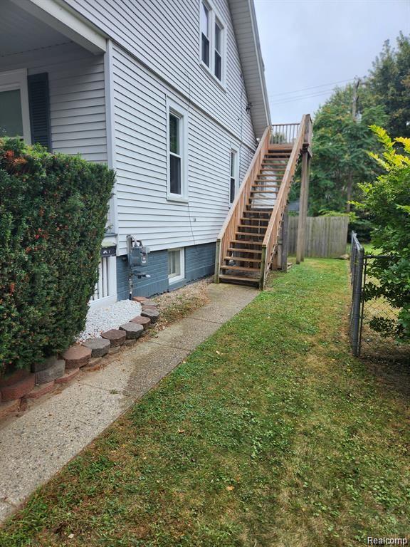 85 AHRENS Street, Mount Clemens, MI 48043 — Photo 19